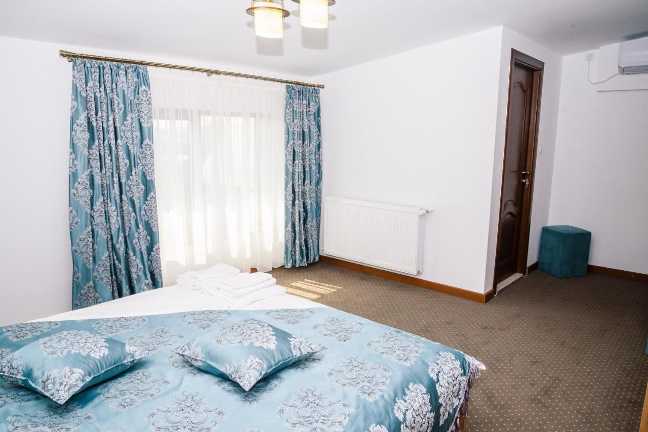 Vila Silfar Macin Екстериор снимка
